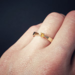 Auksinis žiedas su geltonu safyru (726) 2